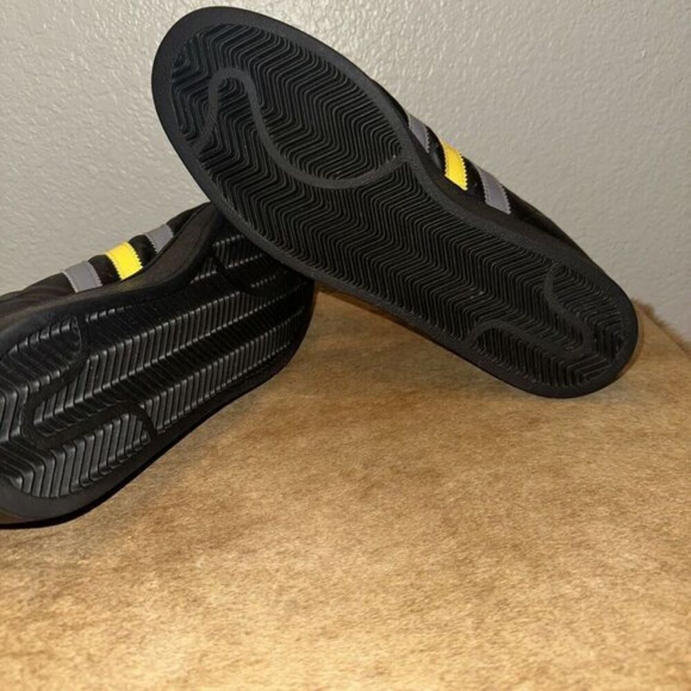 Adidas Superstar  Classic Clamshell‎ Toe Shoe Black  Grey Yellow Size 11.5. - Picture 5 of 7